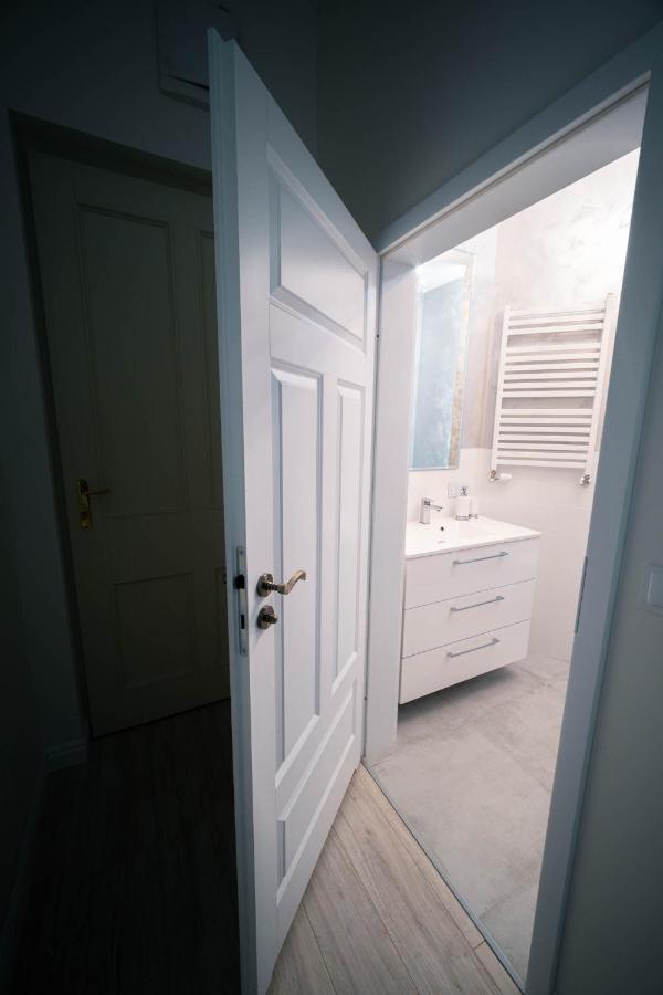 Apartament Grey Pearl Downtown Daire Varşova Dış mekan fotoğraf